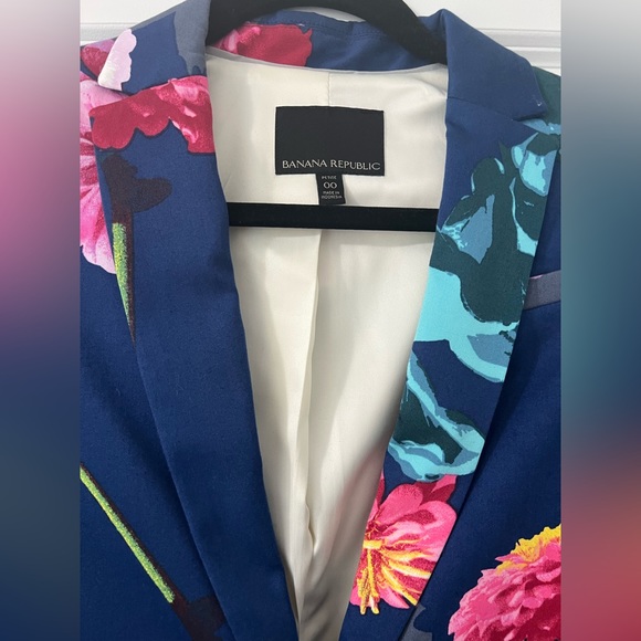 Banana Republic Blue Floral Blazer (00P) - Picture 4 of 7